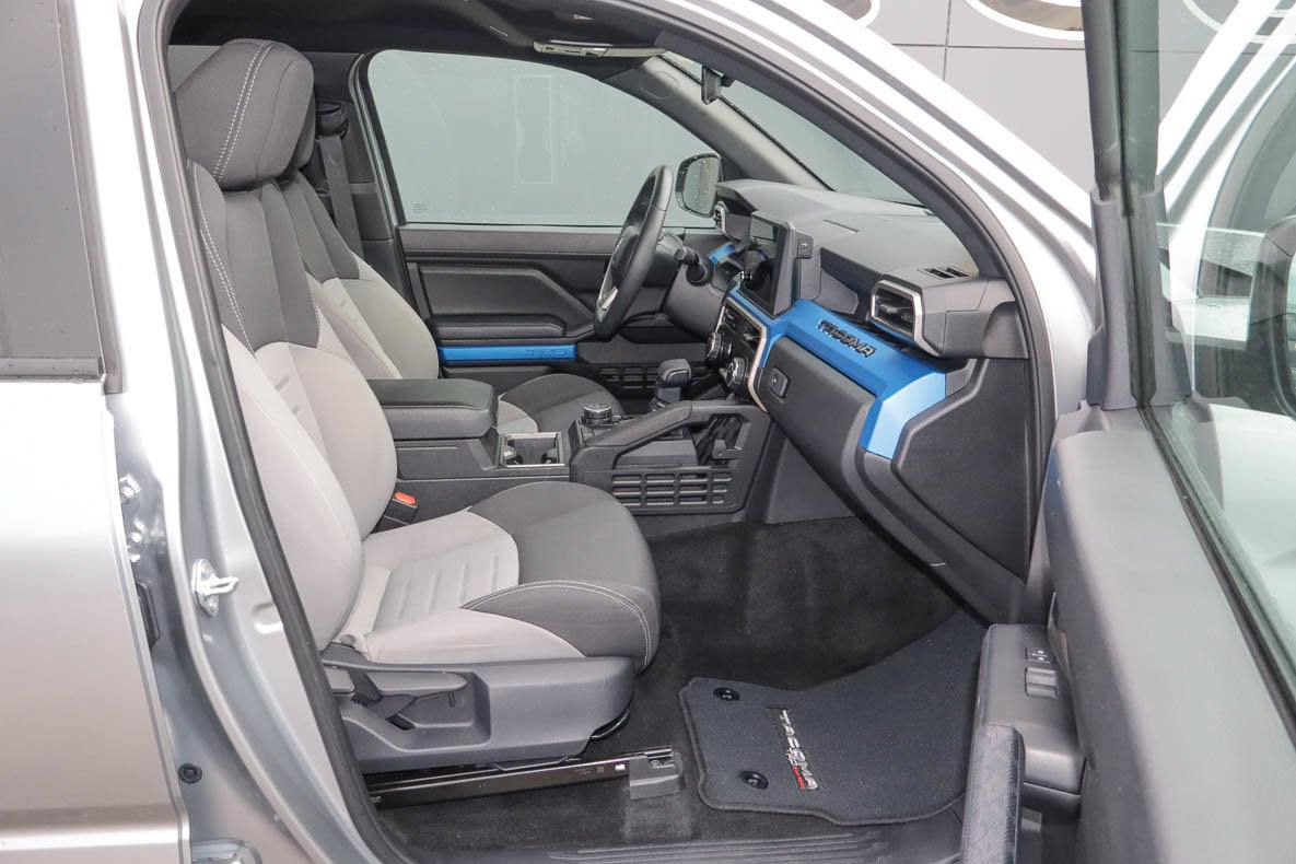 2025 Toyota Tacoma 4WD TRD Off Road Double Cab 5' Bed AT
