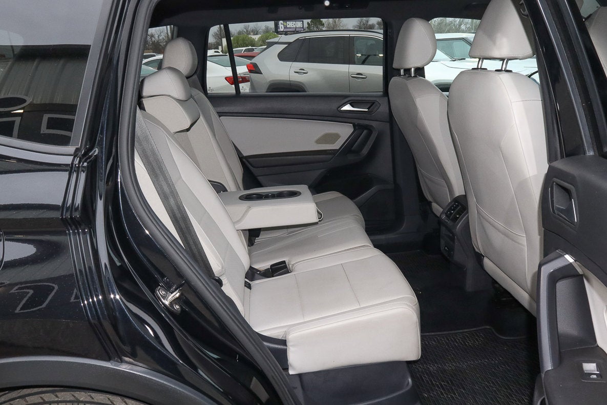 2021 Volkswagen Tiguan SE R-Line Black