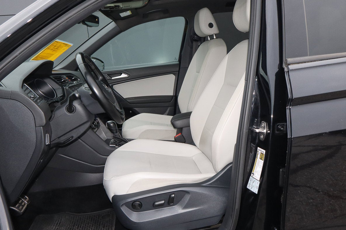 2021 Volkswagen Tiguan SE R-Line Black