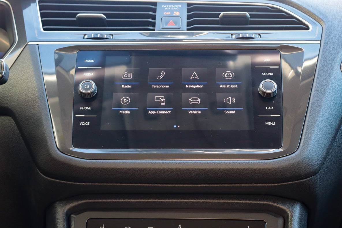 2024 Volkswagen Tiguan 2.0T SE FWD