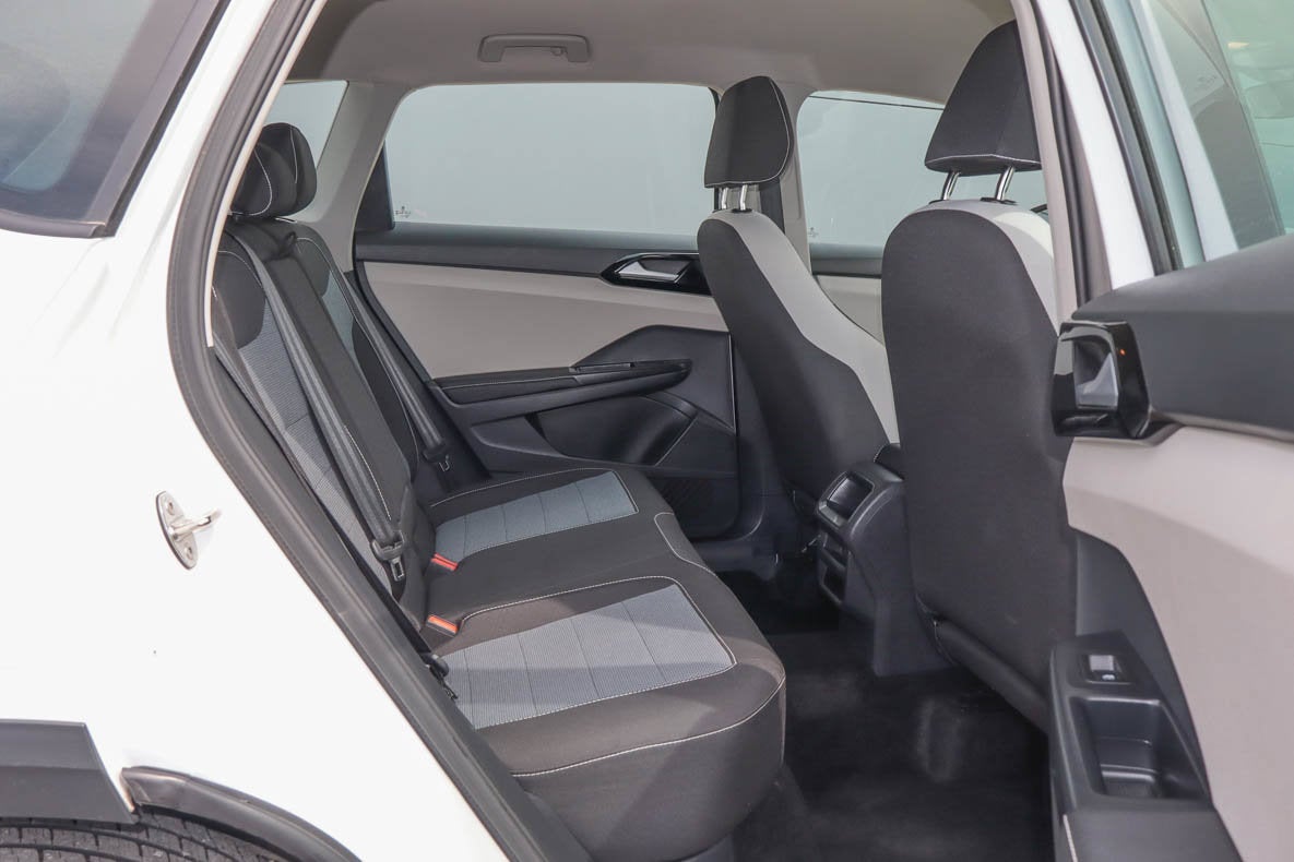 2025 Volkswagen Taos S FWD
