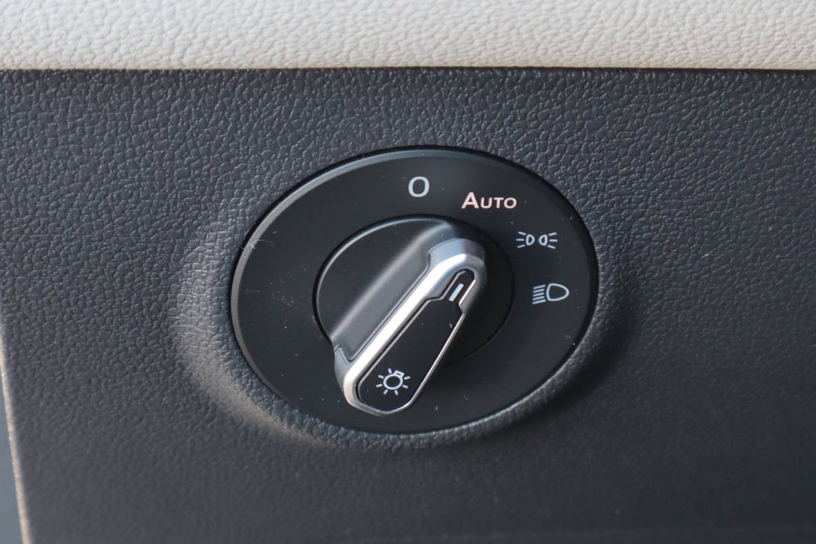2025 Volkswagen Taos S FWD