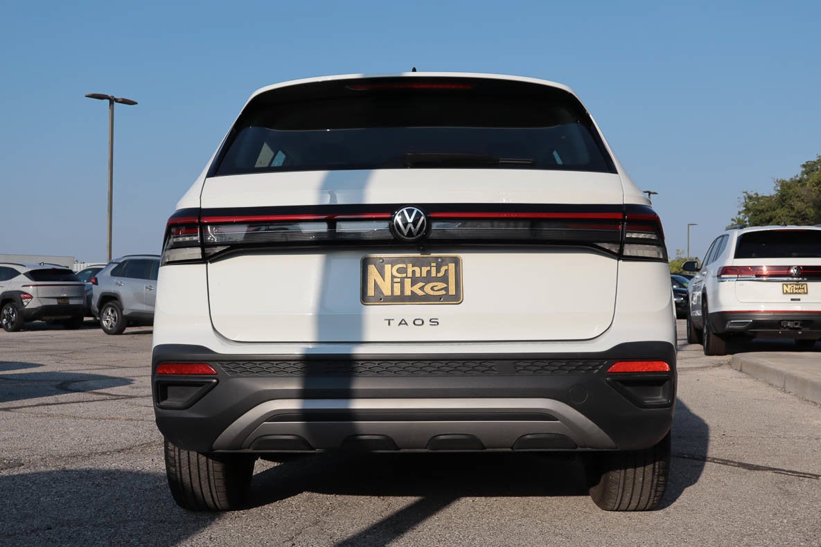 2025 Volkswagen Taos S FWD