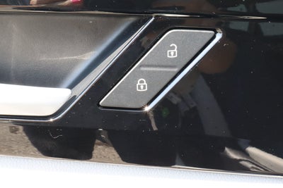 2025 Volkswagen Taos S 4MOTION
