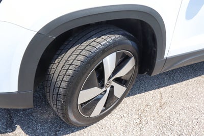 2025 Volkswagen Taos S 4MOTION