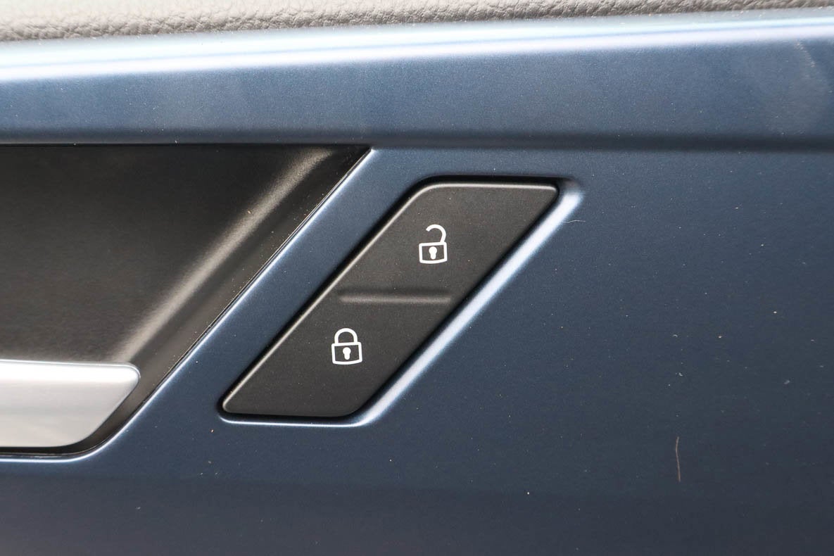 2023 Volkswagen Taos SE FWD