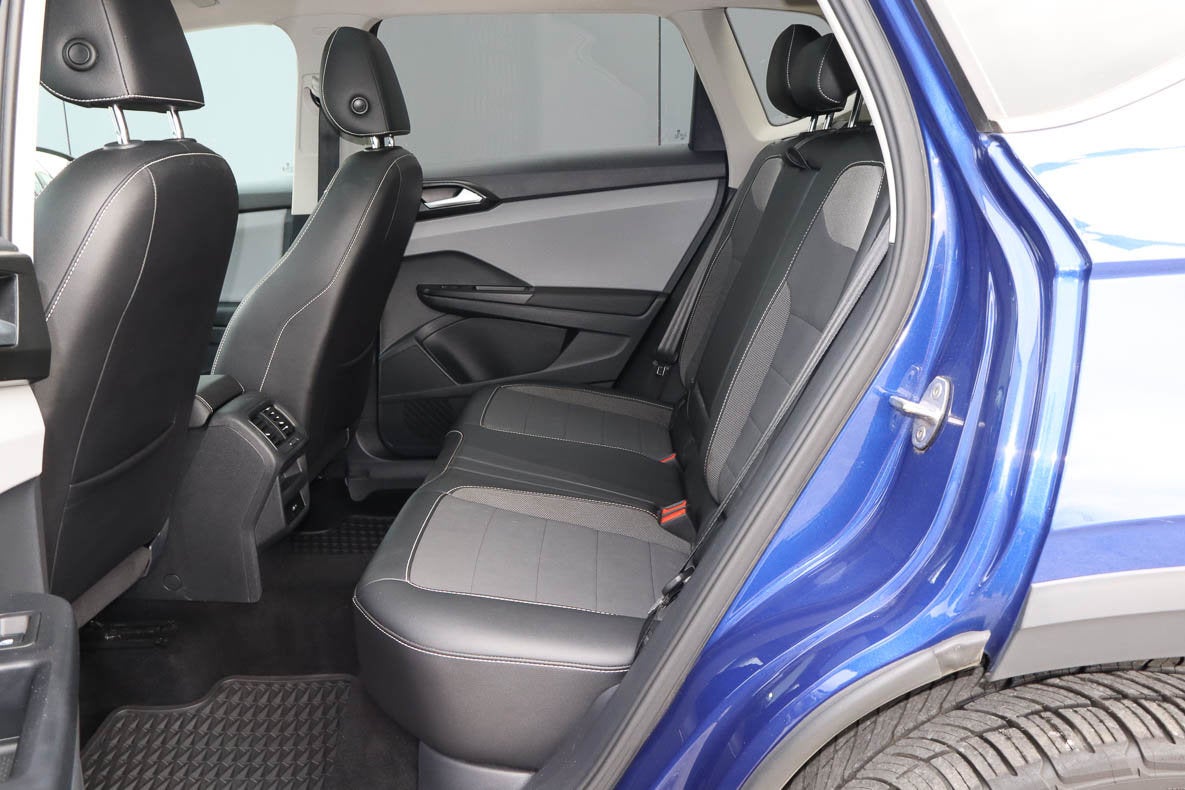 2023 Volkswagen Taos SE FWD