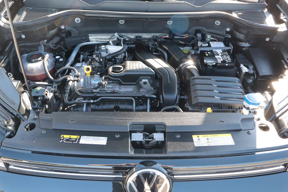 2026 Volkswagen Taos SE FWD