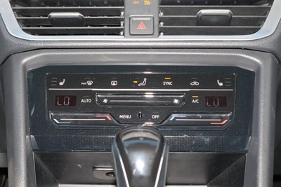 2026 Volkswagen Taos SE FWD