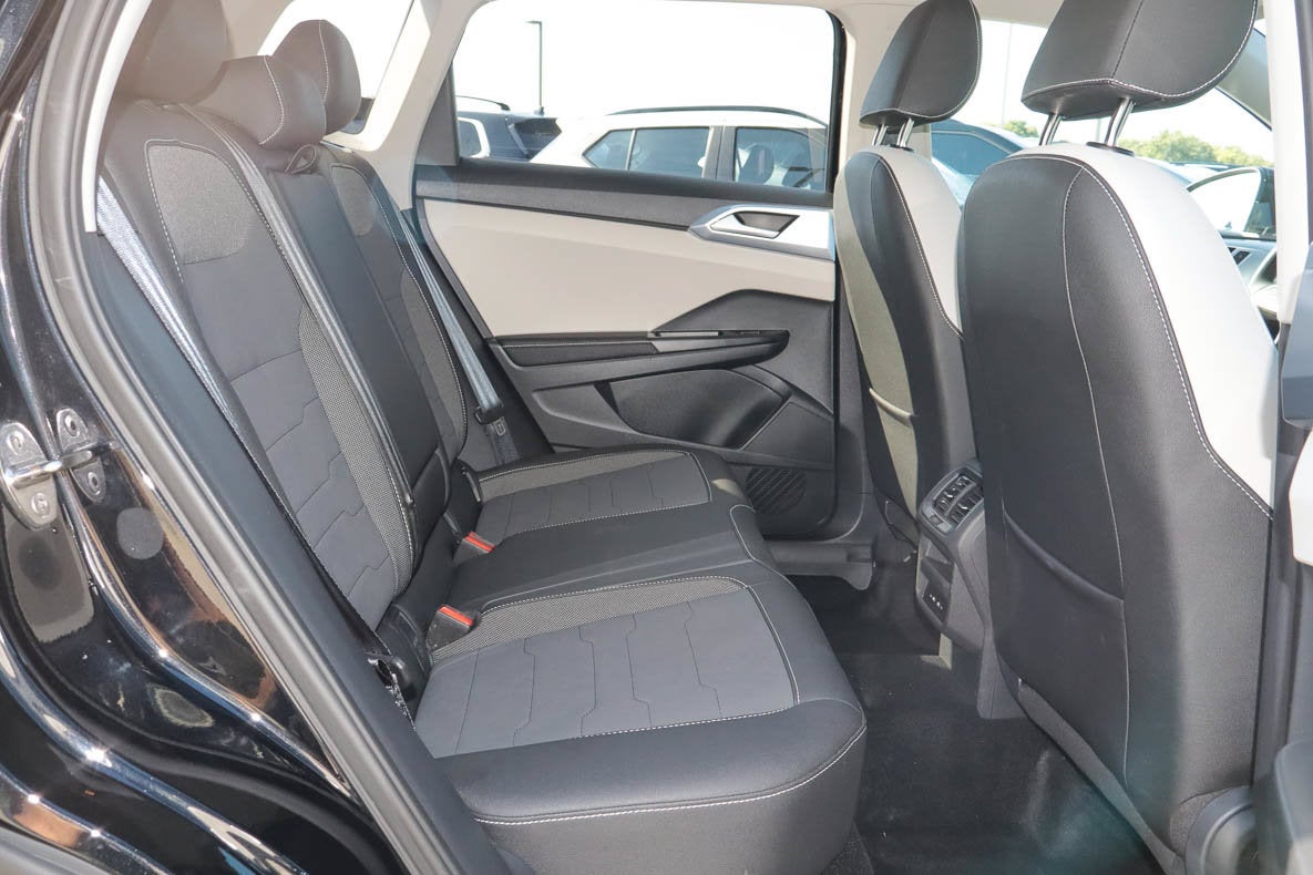 2026 Volkswagen Taos SE FWD