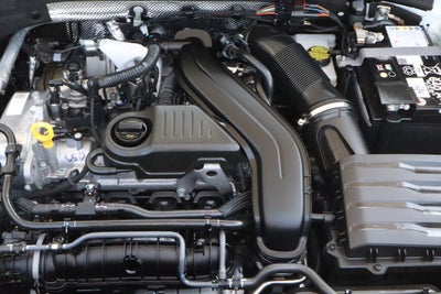 2026 Volkswagen Taos SE FWD
