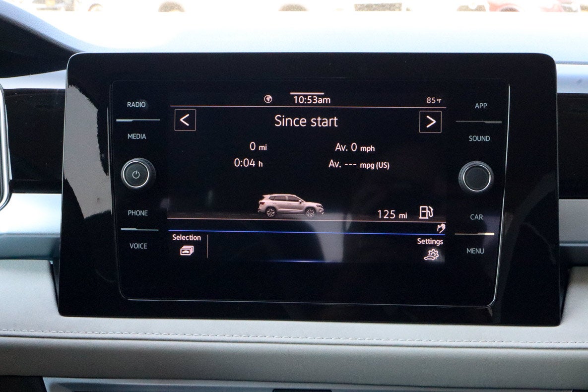 2026 Volkswagen Taos SE FWD