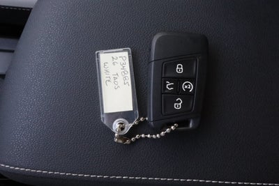 2026 Volkswagen Taos SE FWD
