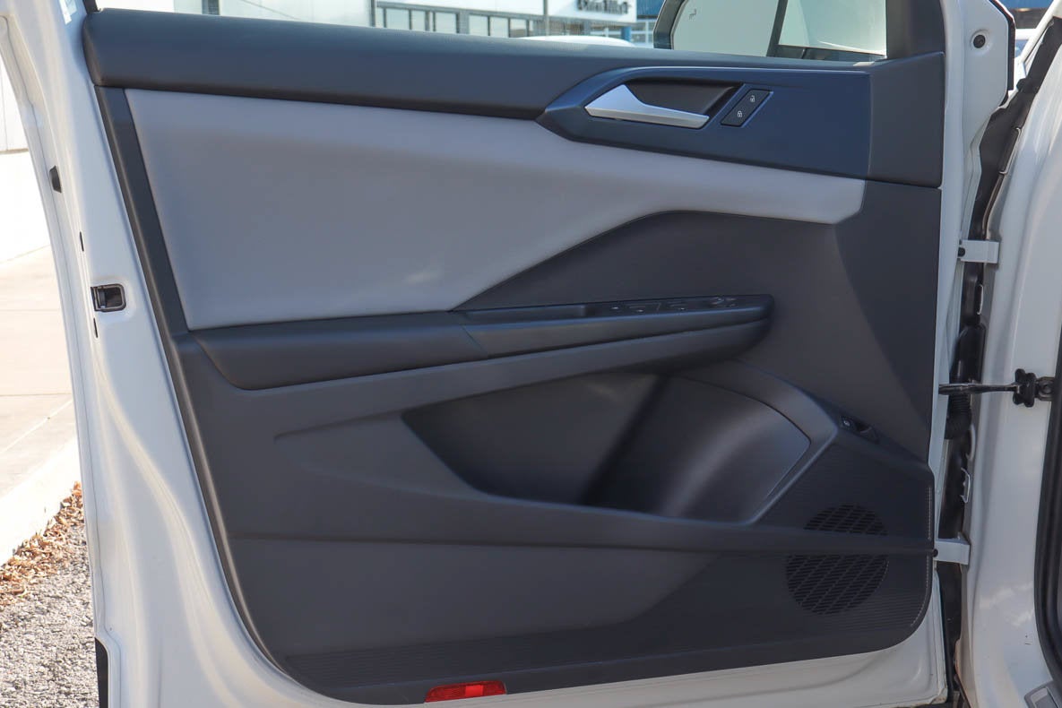 2023 Volkswagen Taos SE FWD