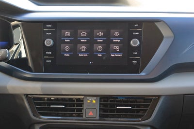 2023 Volkswagen Taos SE FWD