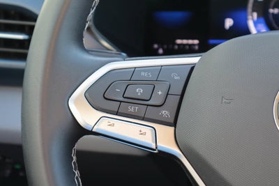 2023 Volkswagen Taos SE FWD