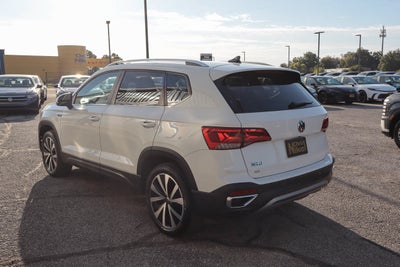 2023 Volkswagen Taos SE FWD