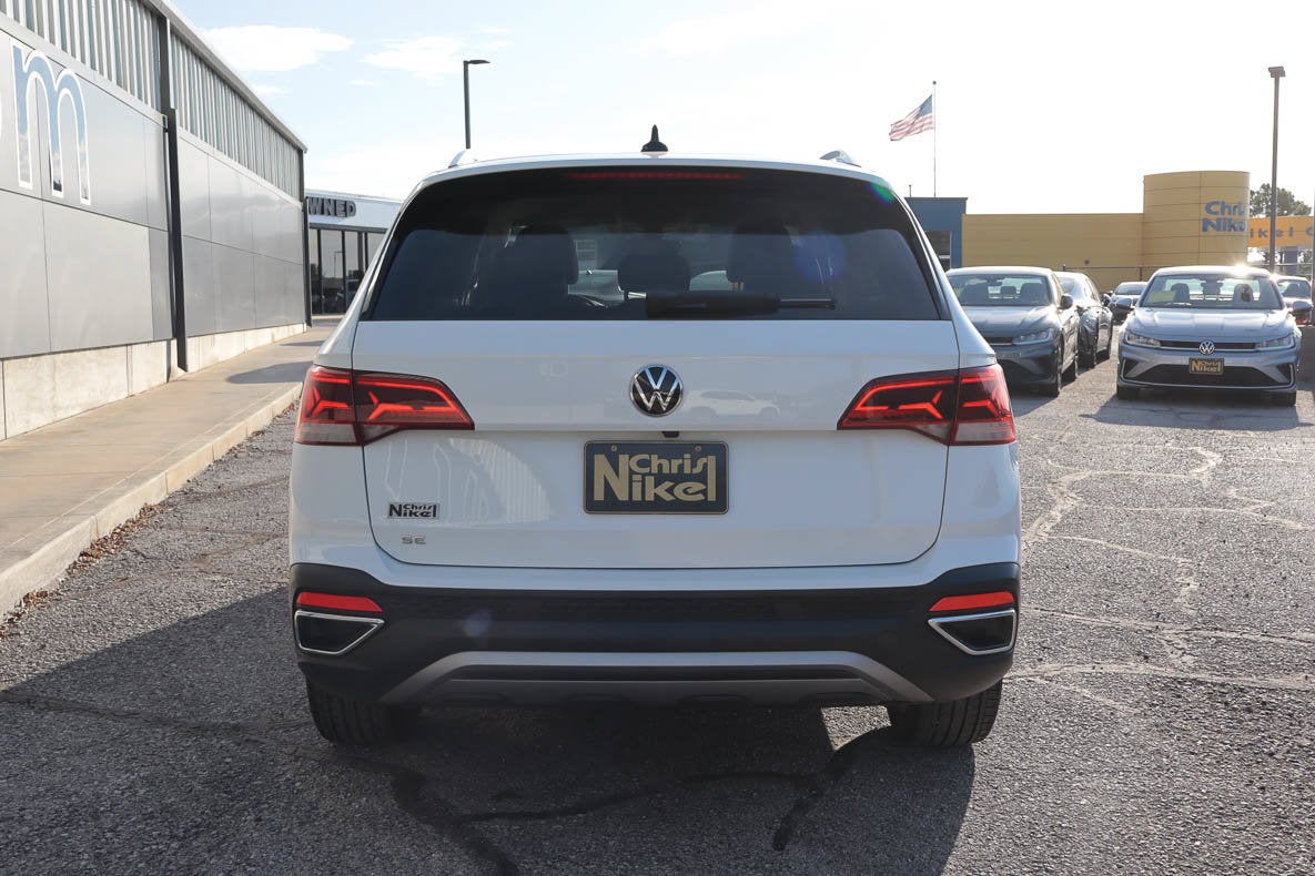 2023 Volkswagen Taos SE FWD