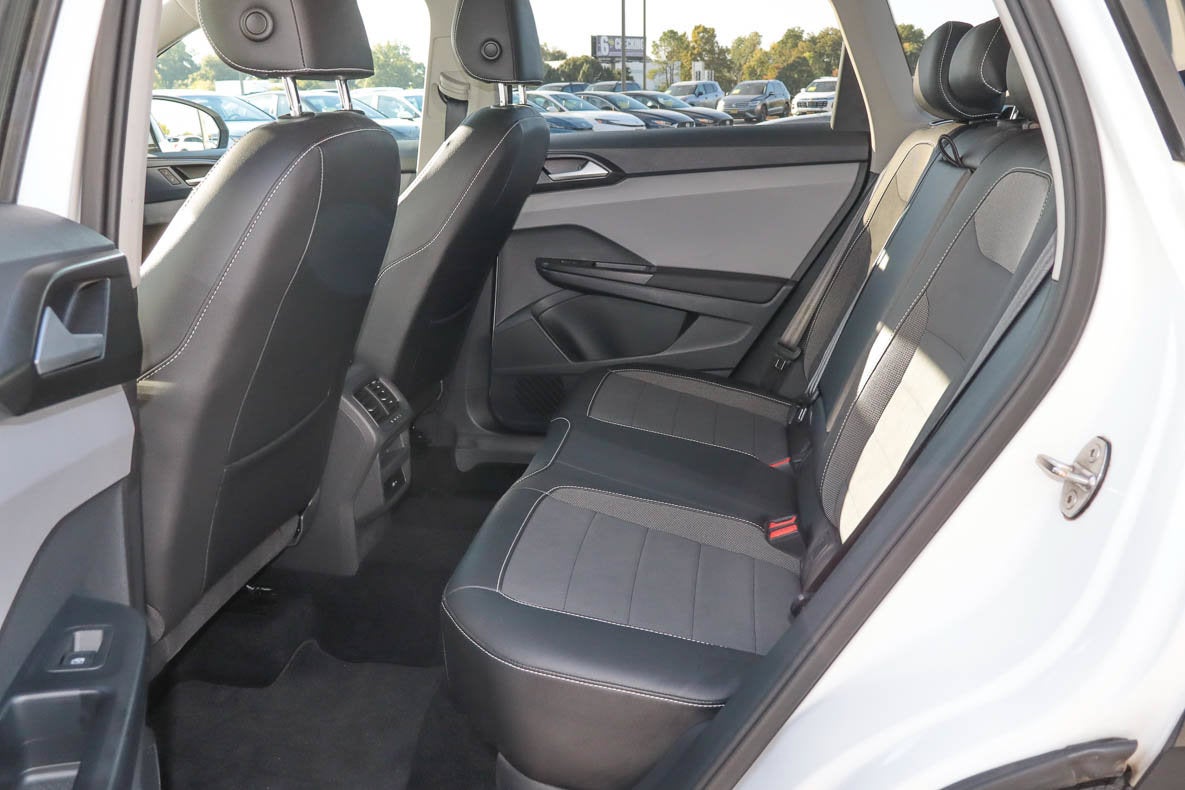2023 Volkswagen Taos SE FWD