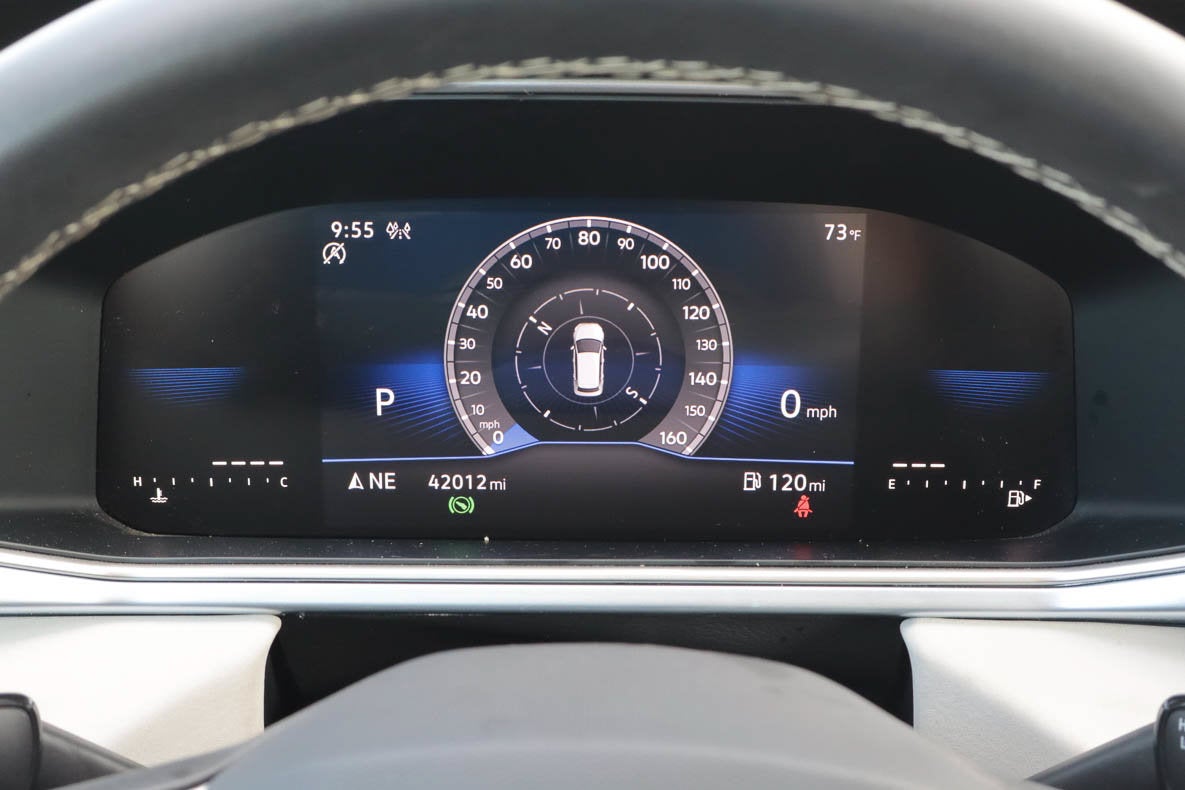 2025 Volkswagen Taos SE 4MOTION