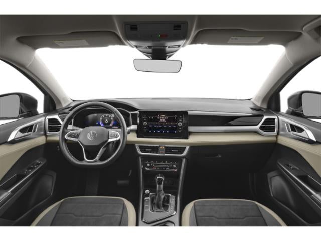 2025 Volkswagen Taos SE 4MOTION