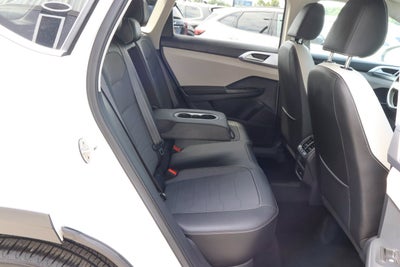 2025 Volkswagen Taos SE 4MOTION