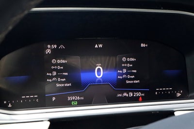 2025 Volkswagen Taos SE 4MOTION
