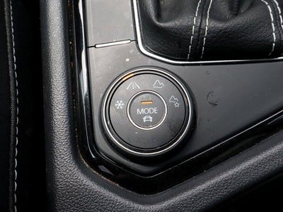 2023 Volkswagen Taos SE 4MOTION