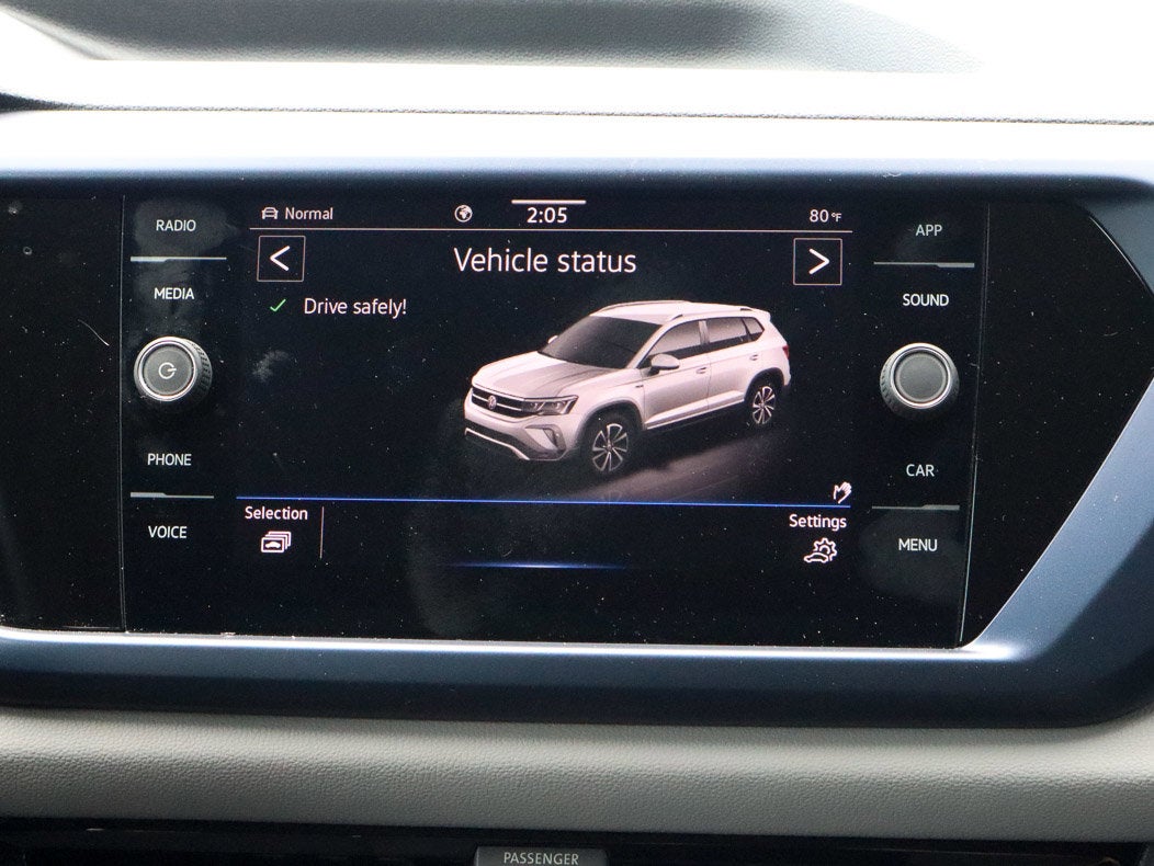2023 Volkswagen Taos SE 4MOTION