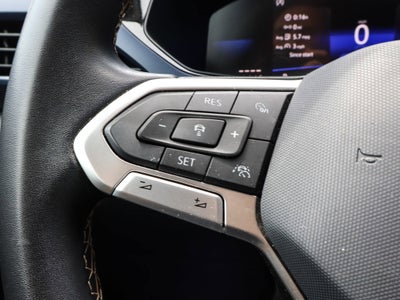 2023 Volkswagen Taos SE 4MOTION