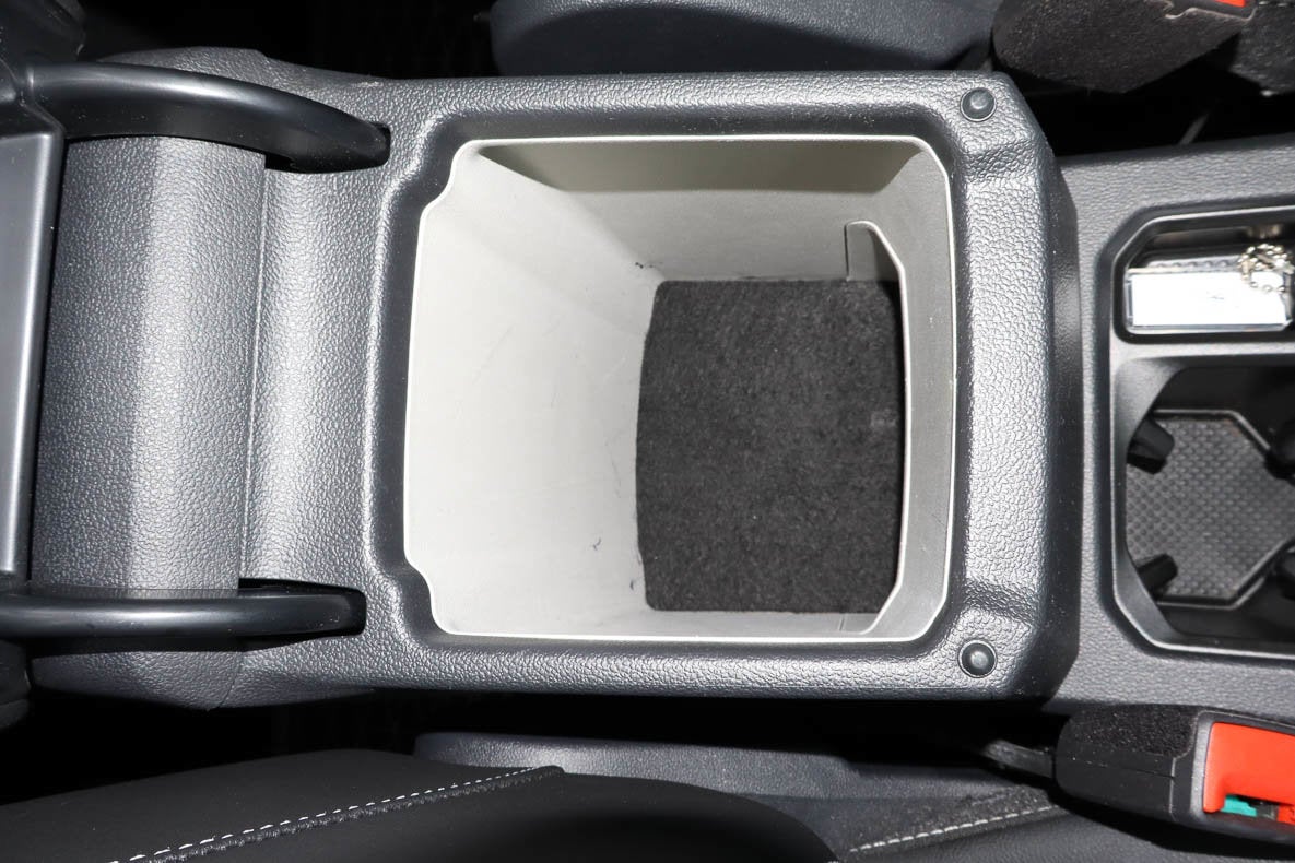 2023 Volkswagen Taos SE 4MOTION