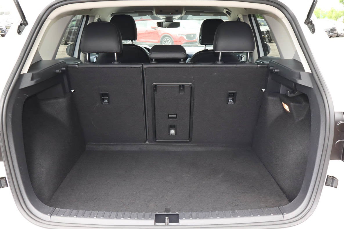 2023 Volkswagen Taos SE 4MOTION