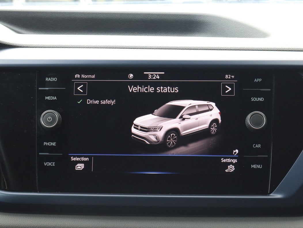 2023 Volkswagen Taos SE 4MOTION