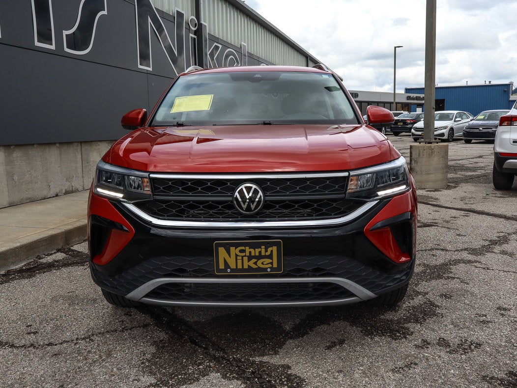 2023 Volkswagen Taos SE 4MOTION