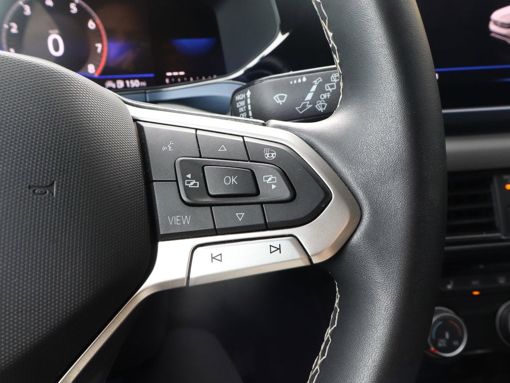 2023 Volkswagen Taos SE 4MOTION