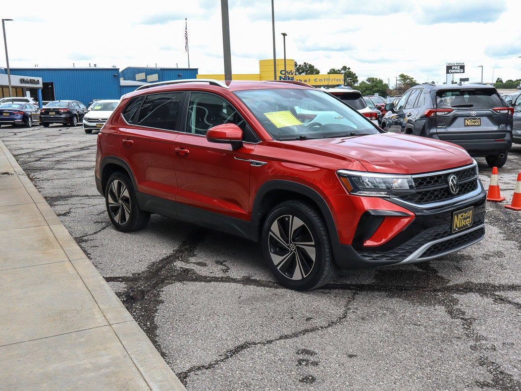 2023 Volkswagen Taos SE 4MOTION