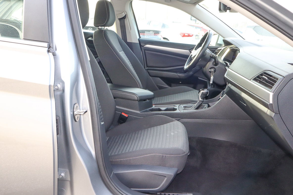 2024 Volkswagen Jetta S Auto