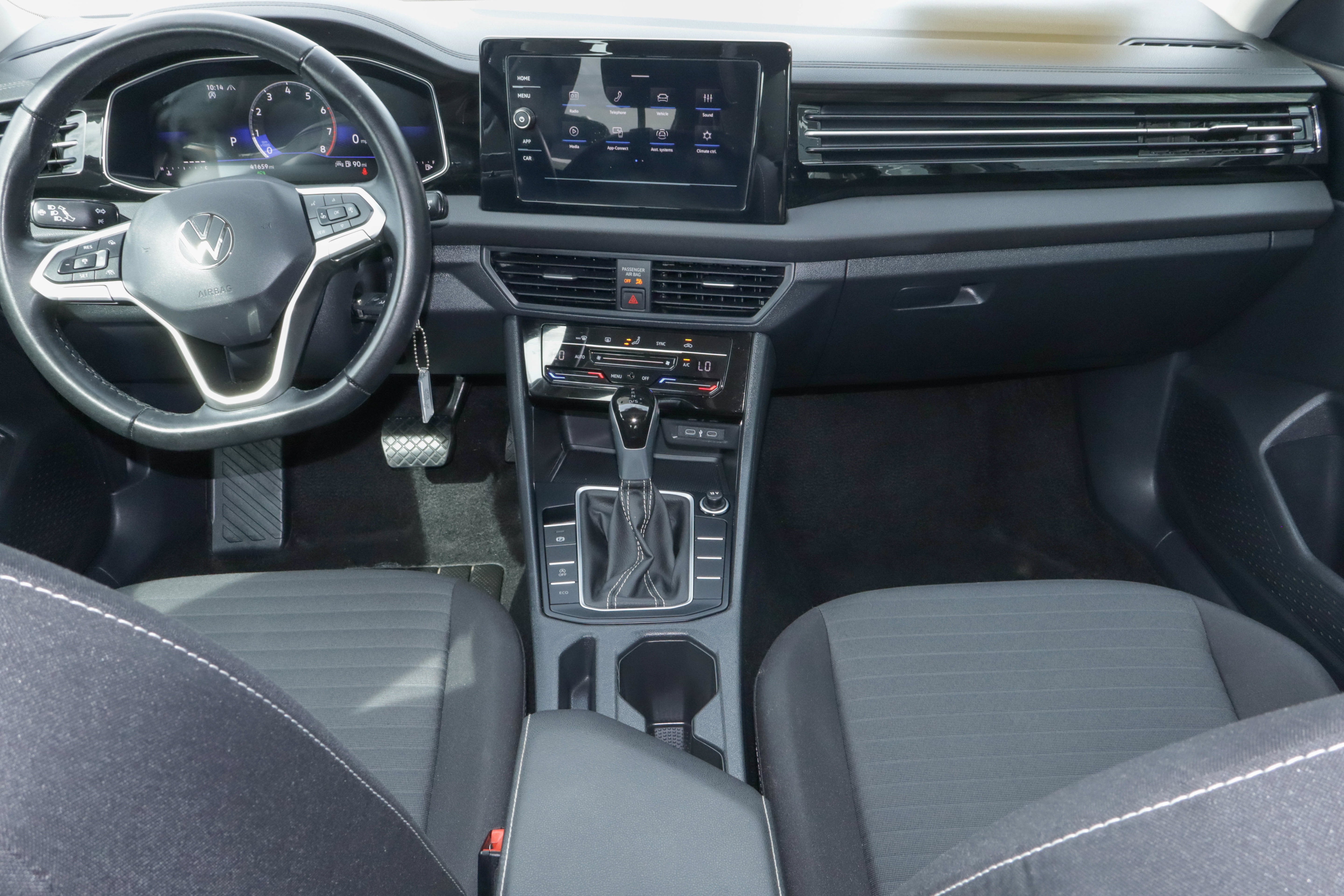 2025 Volkswagen Jetta S Auto