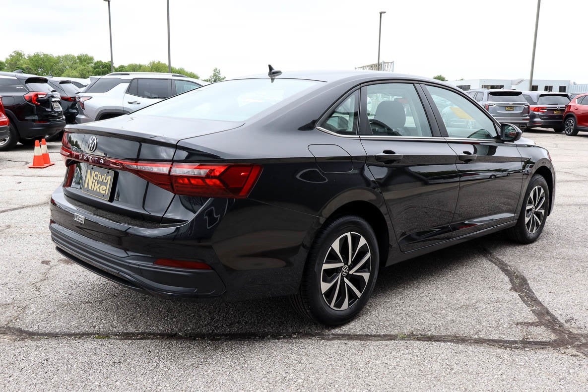 2025 Volkswagen Jetta S Auto