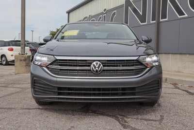2024 Volkswagen Jetta SE Auto