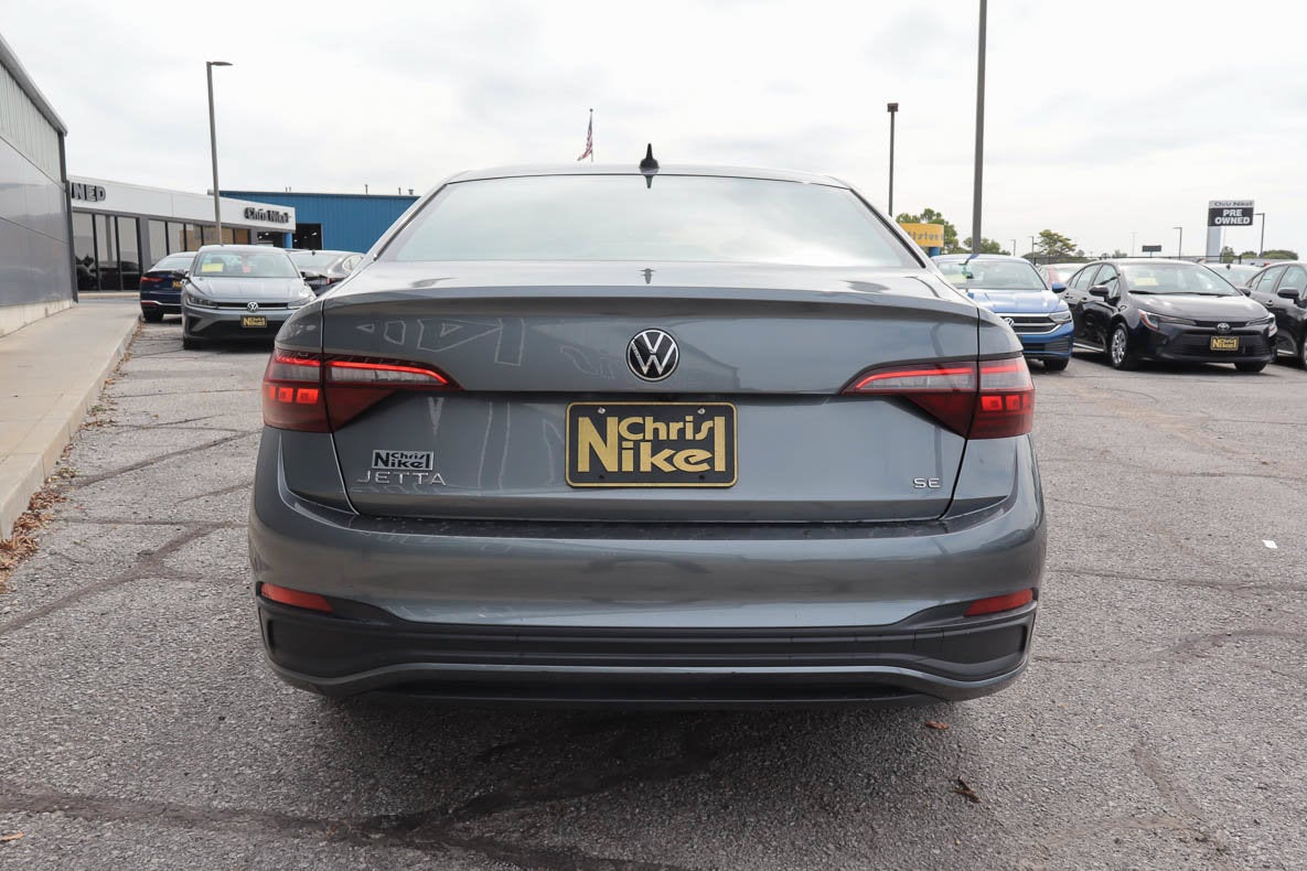 2024 Volkswagen Jetta SE Auto