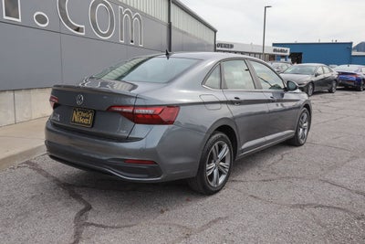 2024 Volkswagen Jetta SE Auto