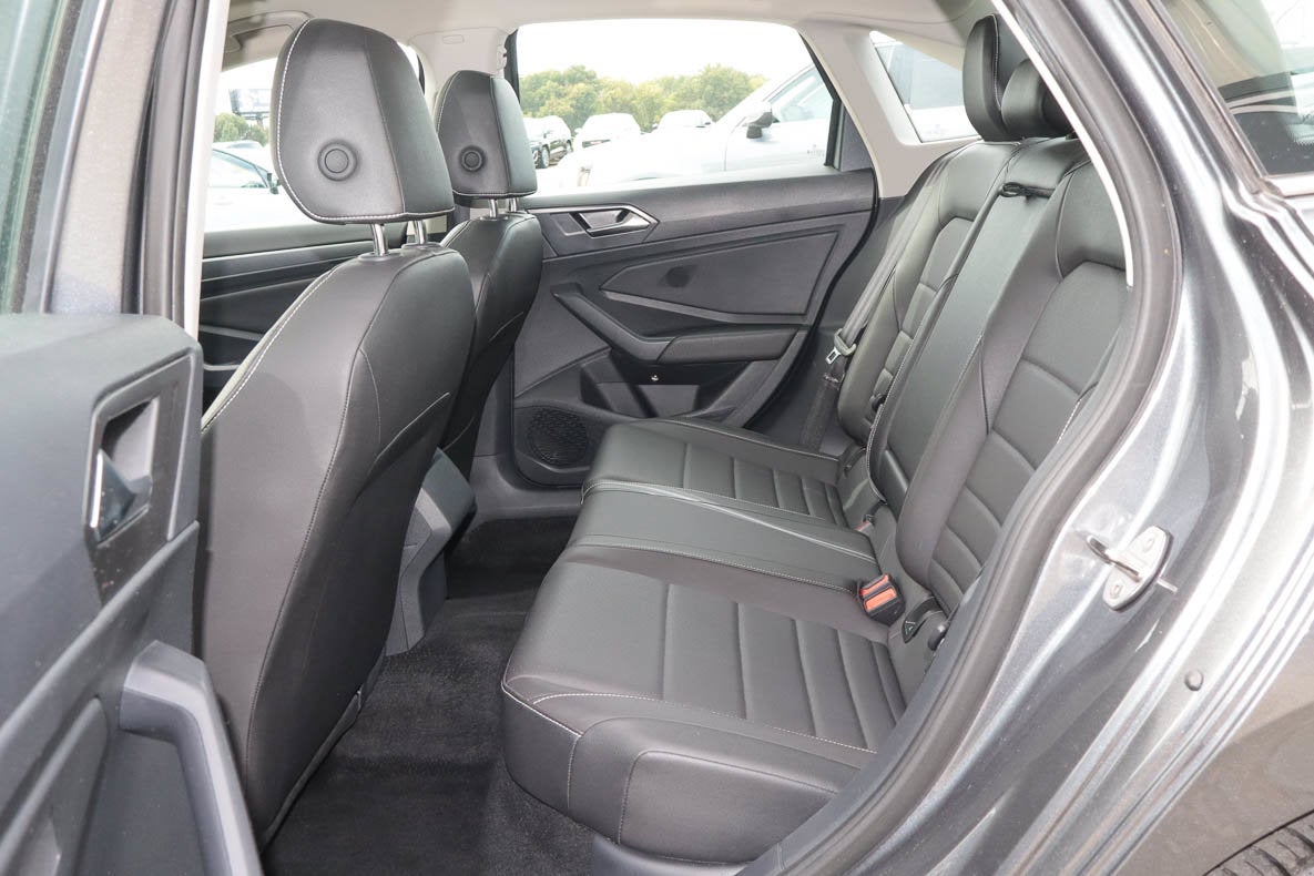 2024 Volkswagen Jetta SE Auto