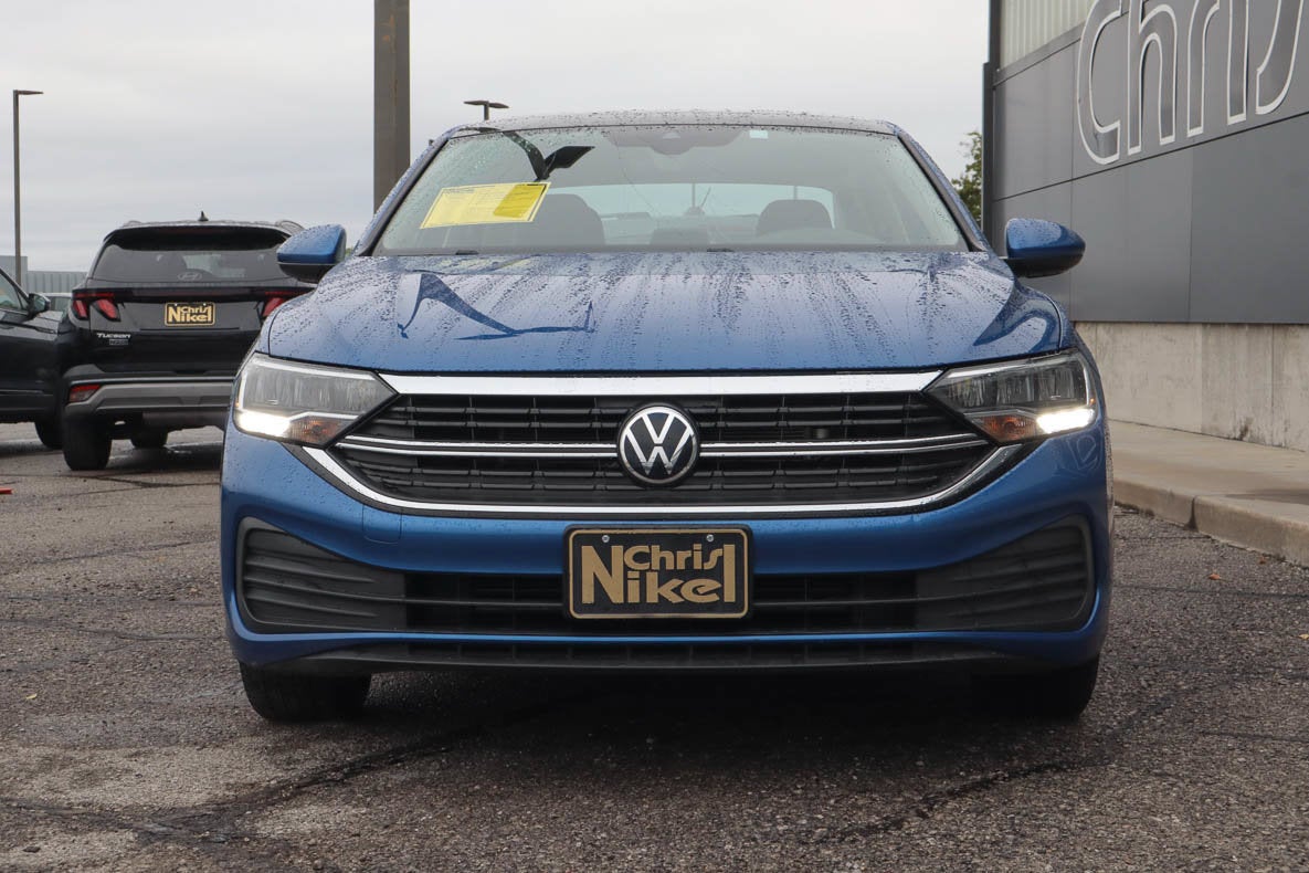 2024 Volkswagen Jetta SE Auto