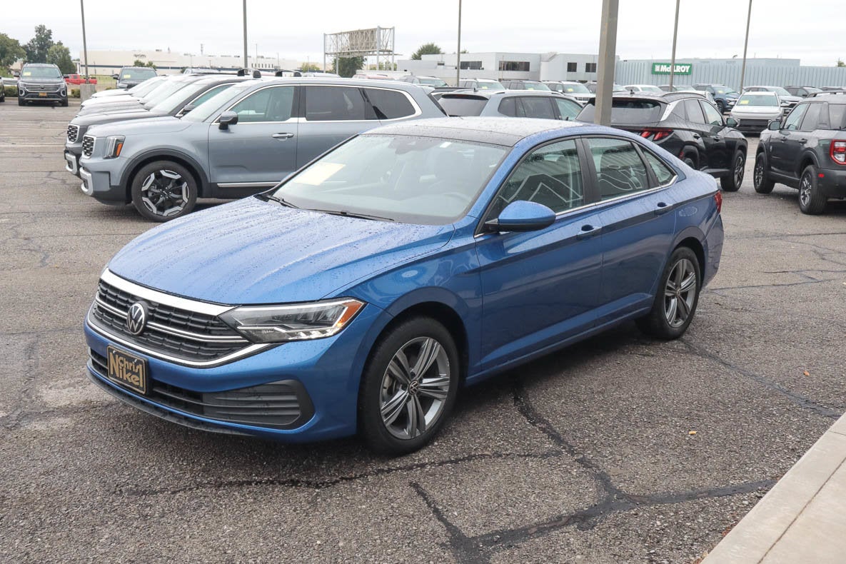 2024 Volkswagen Jetta SE Auto