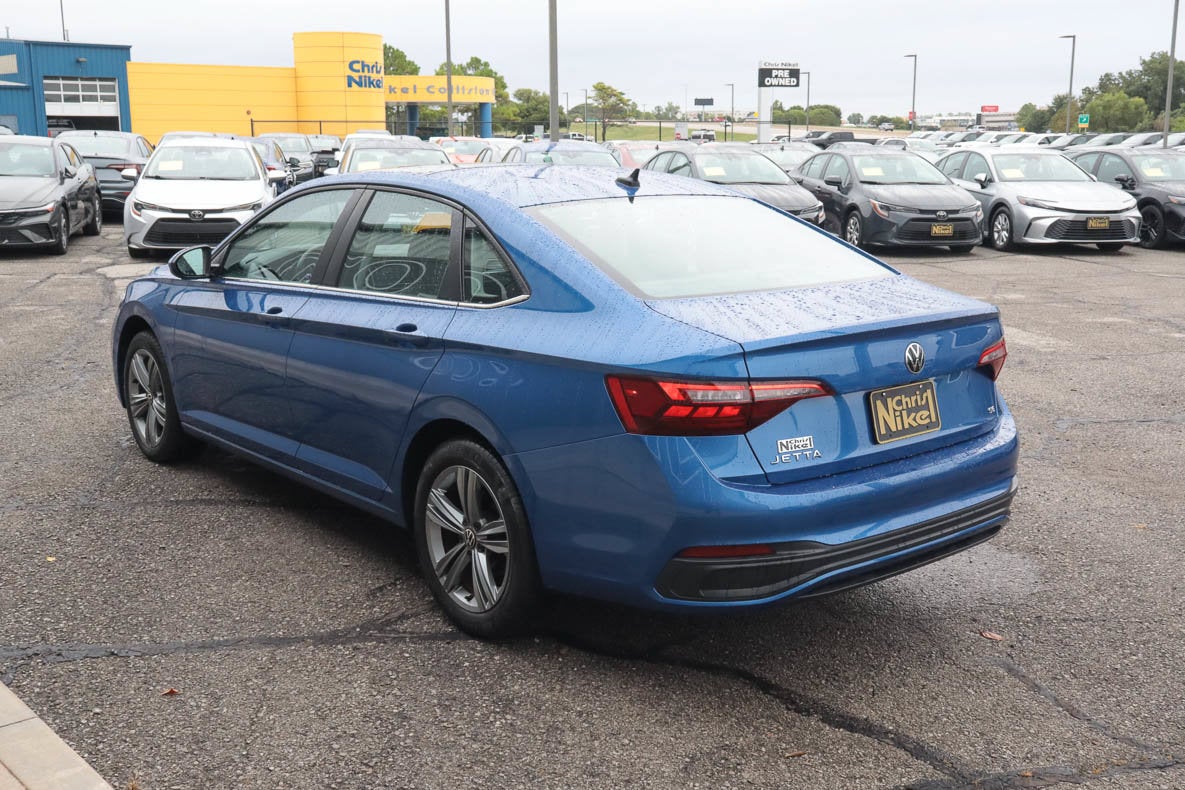 2024 Volkswagen Jetta SE Auto