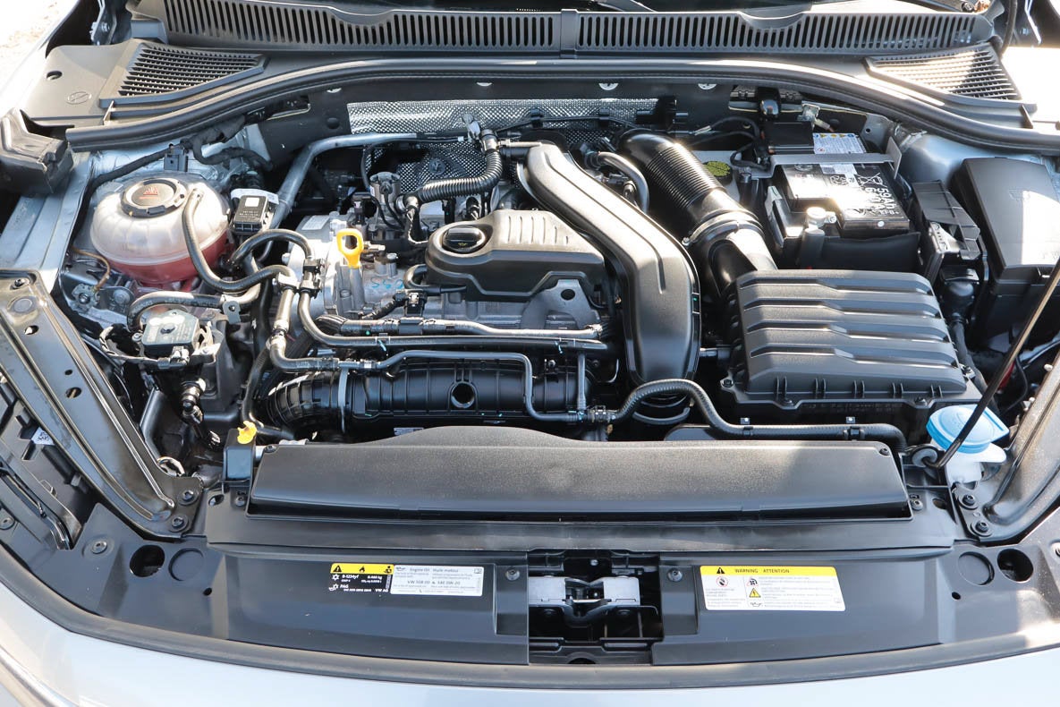 2025 Volkswagen Jetta SE Auto