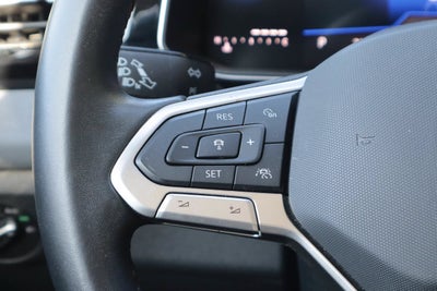 2025 Volkswagen Jetta SE Auto