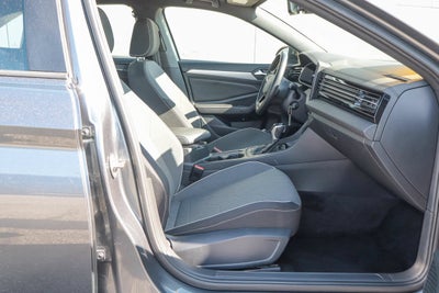 2025 Volkswagen Jetta Sport Auto