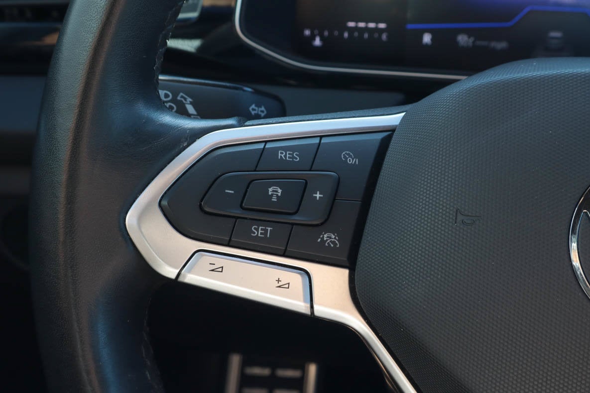 2025 Volkswagen Jetta Sport Auto